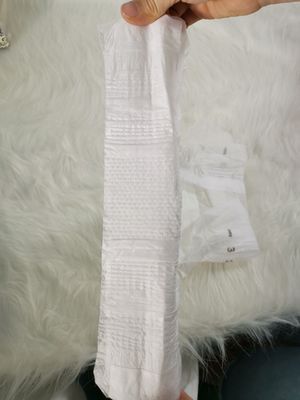 O tecido descartável superior do bebê da absorção super personalizou