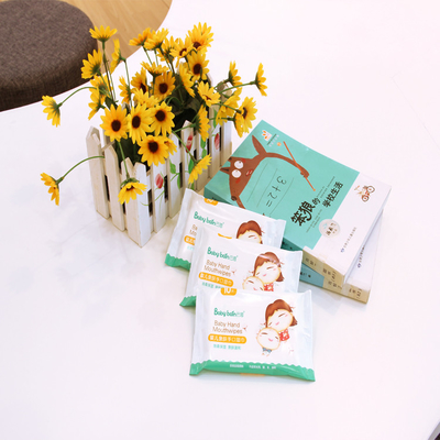 10pcs que limpa limpezas molhadas para o bebê macio material de Spunlace do bebê limpa a amostra do OEM livre