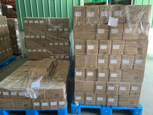 Do bebê descartável por atacado barato da marca própria do preço da fábrica limpezas 2023 molhadas